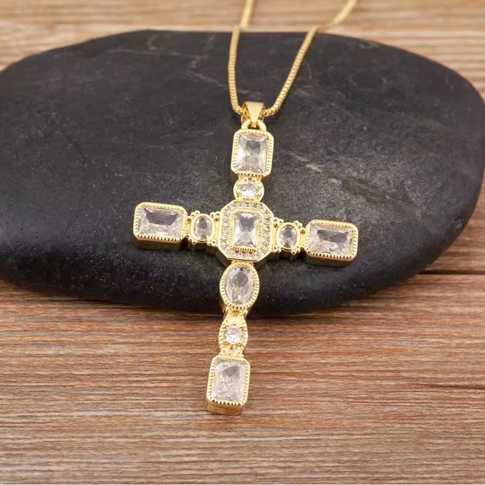 Elegant Cross Pendant Necklace